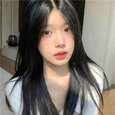 抽象画中的越南少女2